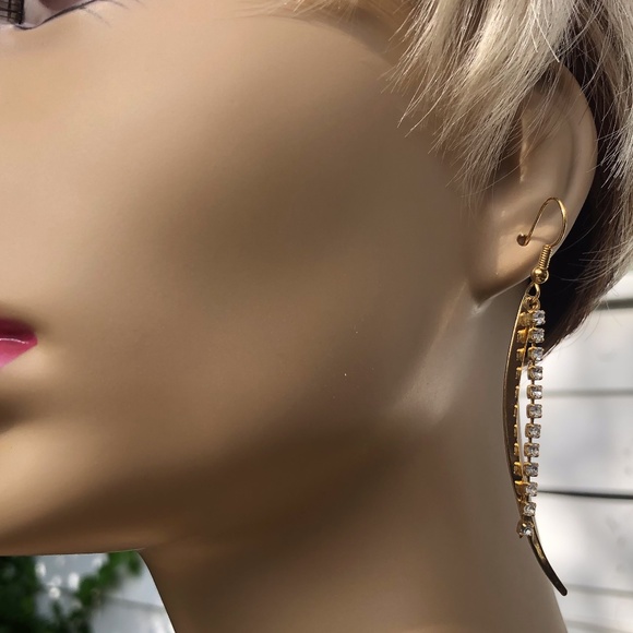 Vintage 70s Goldtone & Sparkly Crystal Earrings No Brand Event Holiday - Picture 8 of 8